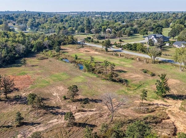 Henney Road, Choctaw, OK 73020