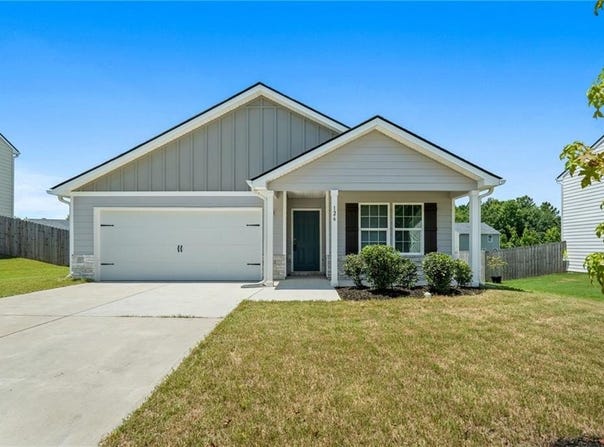 126 Catalpa Road, Milner, GA 30257