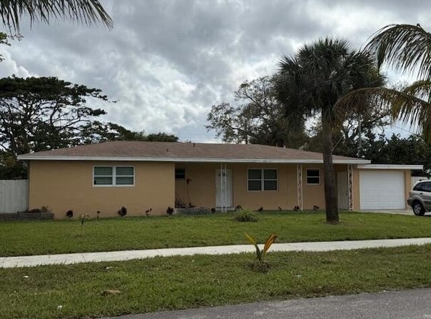 544 Evergreen Drive, Lake Park, FL 33403
