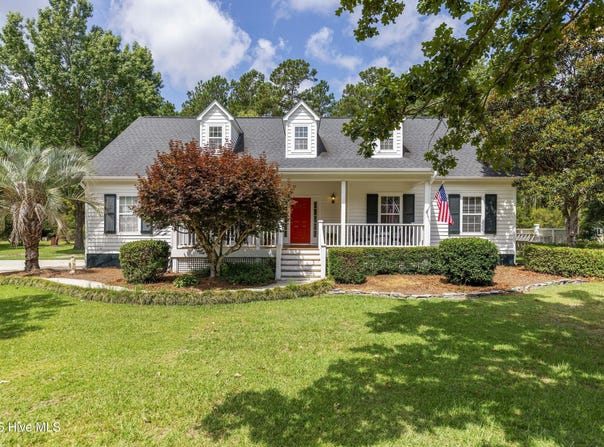 110 E Pointe Road, Rocky Point, NC 28457