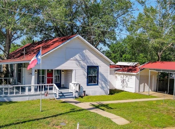 403 N Banks Street, Caldwell, TX 77836