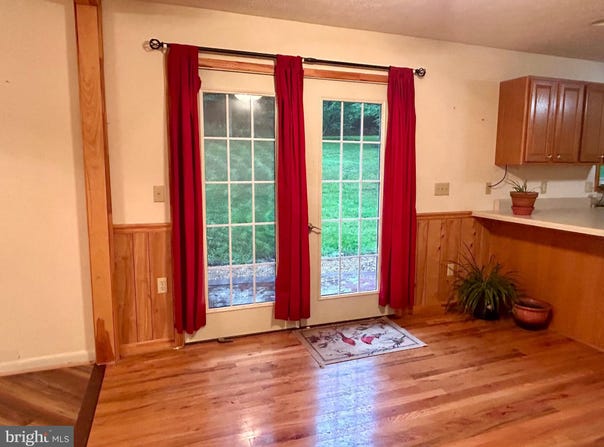 164 MOUNTAIN DRIVE, RIO, WV 26755