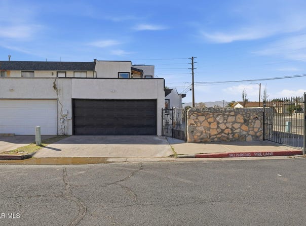 3251 ISLA MORADA Drive, El Paso, TX 79925