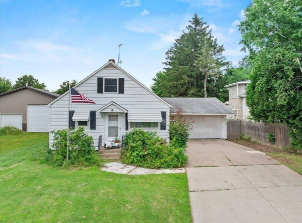 508 W South Street, Loyal, WI 54446