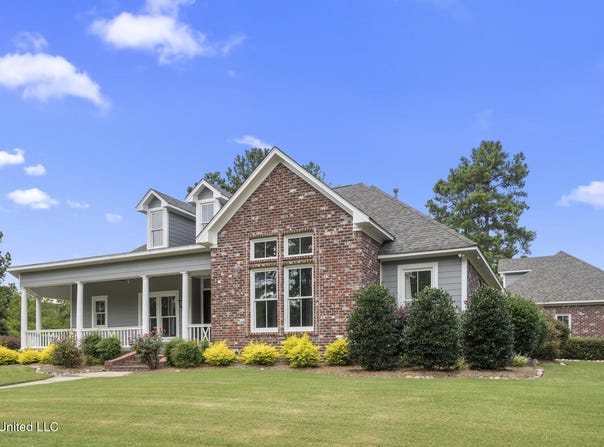 100 Laird Avenue, Madison, MS 39110