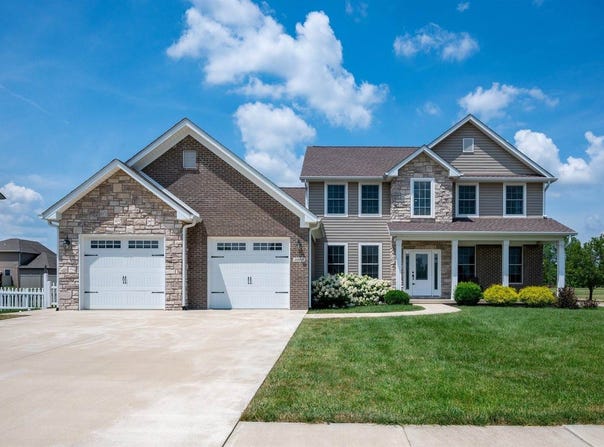 1005 N Fox Berry Drive, Yorktown, IN 47396