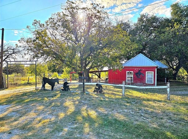 801 Barnett Street, Eden, TX 76837
