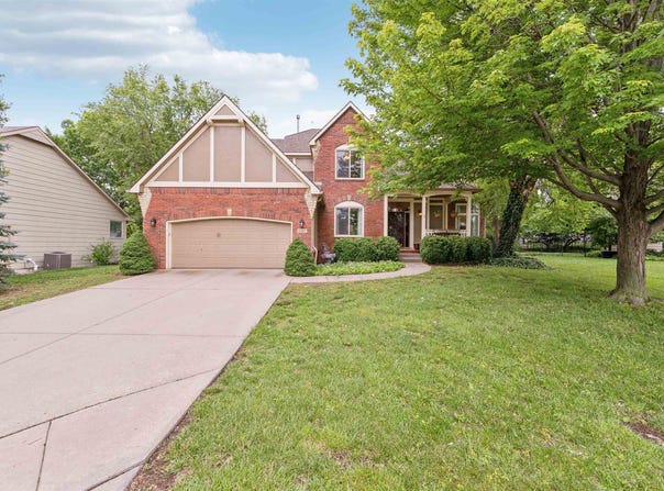 10107 E Windemere Cir, Wichita, KS 67226