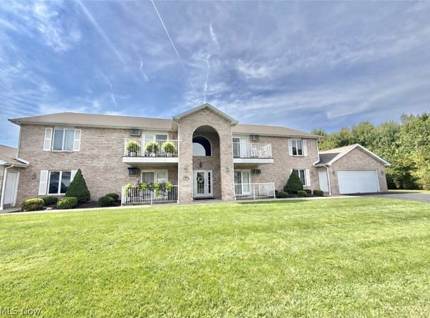 841 Auburn Hills Drive, Boardman, OH 44512