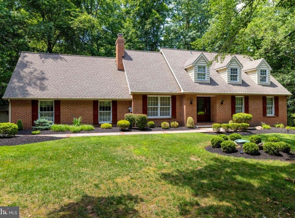 30 HIGH POINT E, HUNTINGDON VALLEY, PA 19006
