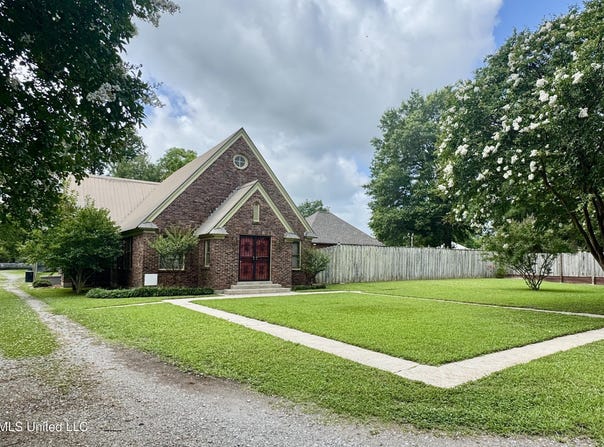 14 Fava Street, Alligator, MS 38720