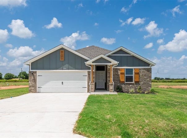 1016 Prairie Drive, Tuttle, OK 73089