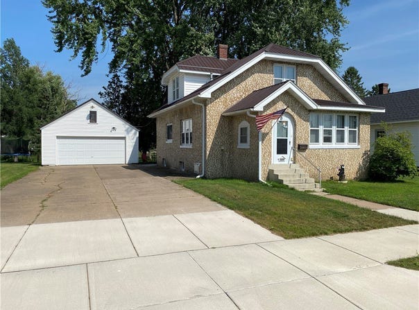 1114 Newman Street, Bloomer, WI 54724