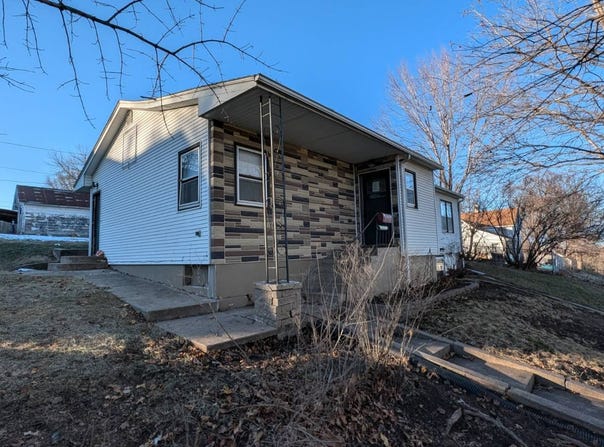 1107 Elm St, Atlantic, IA 50022
