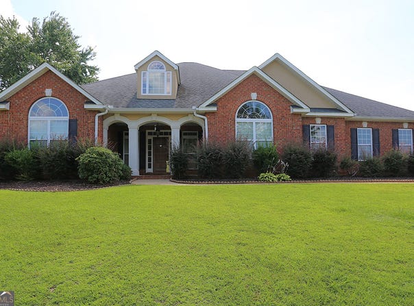 217 Wilsons Creek Bend, Bonaire, GA 31005