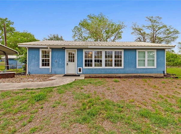 286 Mystic Drive, Mathis, TX 78368