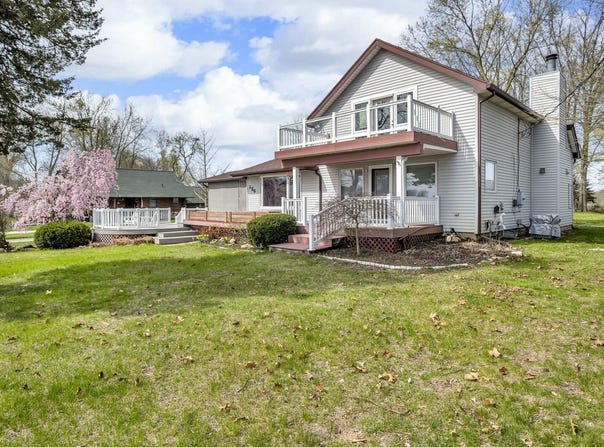 150 Hyde Road, Clarklake, MI 49234