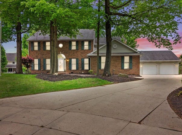 1312 Glenview Circle, Bellefontaine, OH 43311