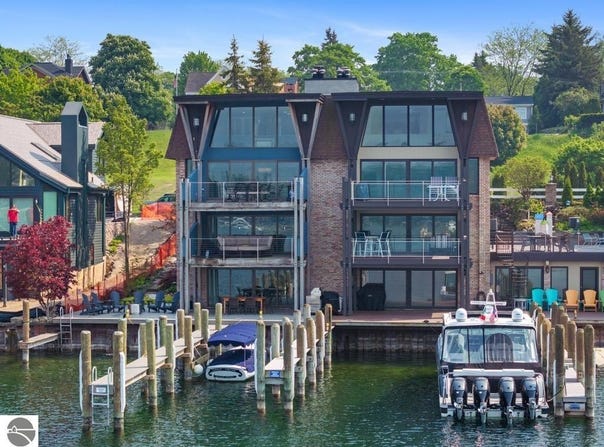 111B Belvedere Avenue, Charlevoix, MI 49720