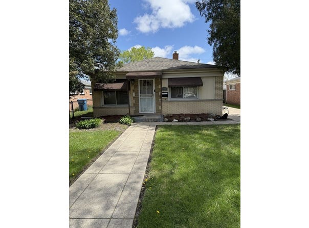 15321 Winchester Avenue, Harvey, IL 60426