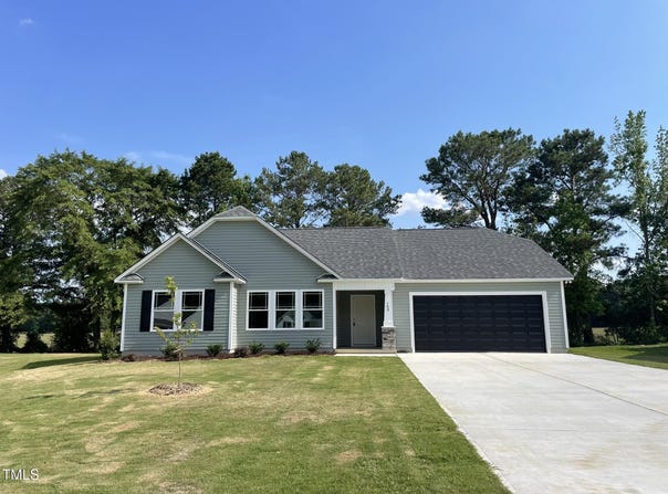 168 Oakfield Trace Drive, Four Oaks, NC 27524
