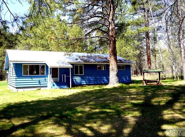 3036 Hwy 93, Gibbonsville, ID 83463