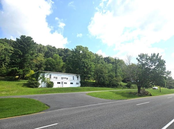 1160 W Lee Highway, Wytheville, VA 24382