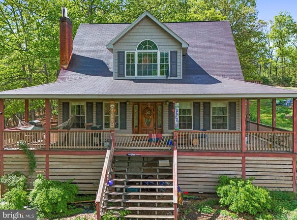 921 W BARNES MILL DRIVE, ROMNEY, WV 26757
