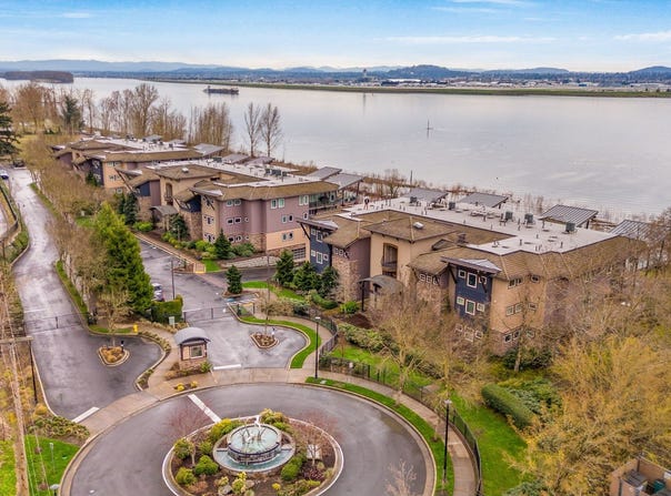 5841 SE COLUMBIA Way, Vancouver, WA 98661