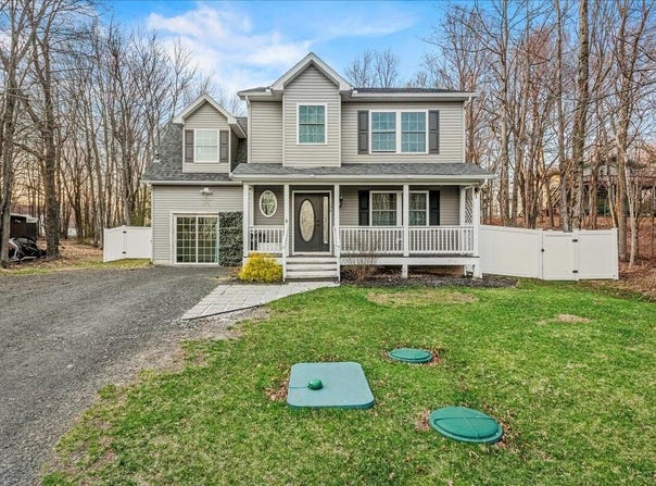 164 Gap View Drive, Long Pond, PA 18334