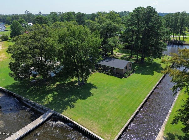 99 Ruby Lane, Roper, NC 27970