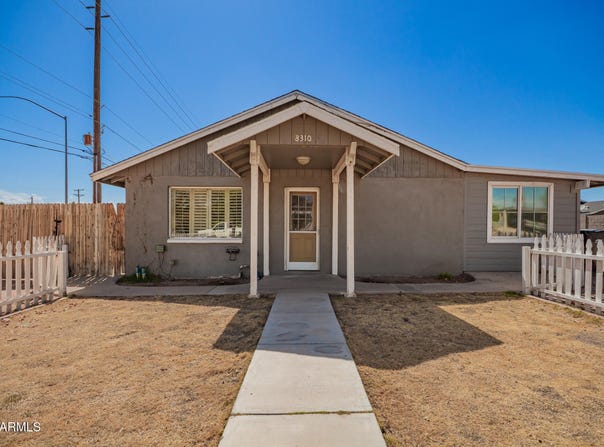 8310 E UNIVERSITY Drive, Mesa, AZ 85207