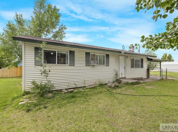 615 S 3 E, St Anthony, ID 83445