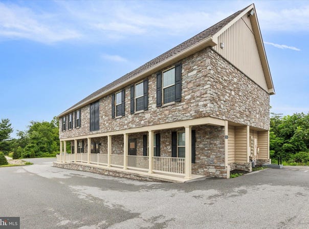 3238 RIDGE PIKE, EAGLEVILLE, PA 19403