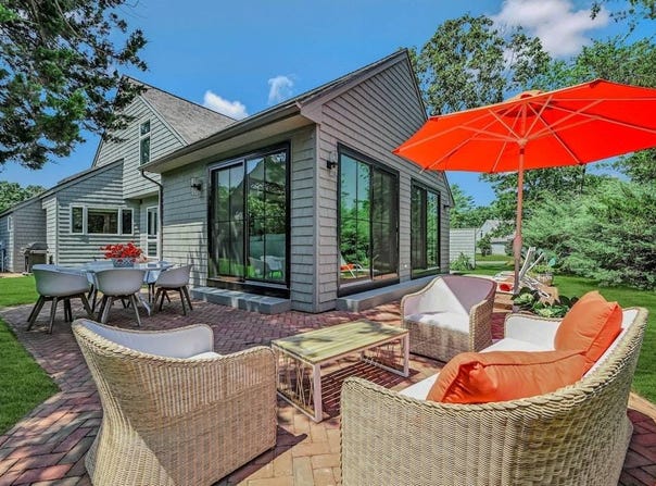 64  Huckleberry Lane, East Hampton, NY 11937
