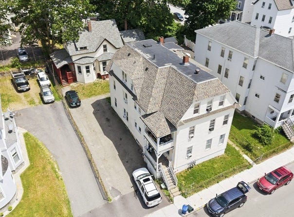 5.5 & 7 Winslow St, Worcester, MA 01609