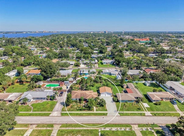 211 46TH Street W, BRADENTON, FL 34209