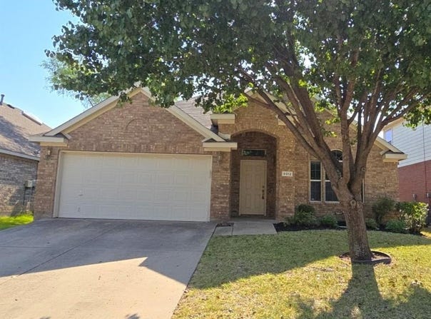 9912 Shelburne Road, Fort Worth, TX 76244