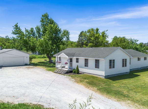 5159 S River Road, Cheboygan, MI 49721