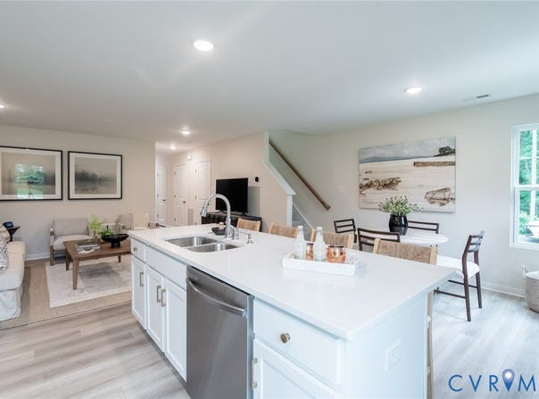 14648 Hancock Towns Dr Unit#S-1, Chesterfield, VA 23832