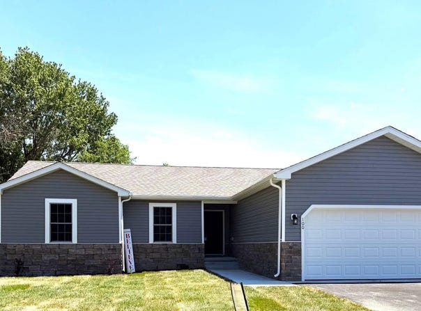 100 FAIRFAX Lane, DOVER, DE 19901