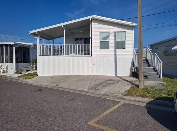 71 4th Ave, Venice, FL 34285