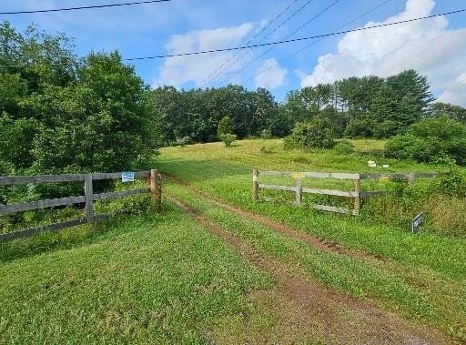 72 Rainbow Dr, Galax, VA 24333
