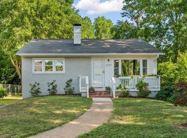 2777 Calumet Street, Winston-Salem, NC 27104
