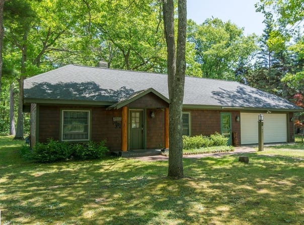 5755 S Manitou Boulevard, Glen Arbor, MI 49636