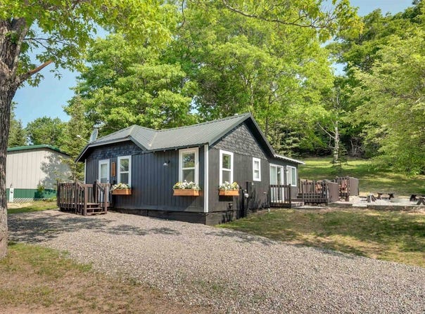 4846 Pike Bay Road, Eagle River, WI 54521