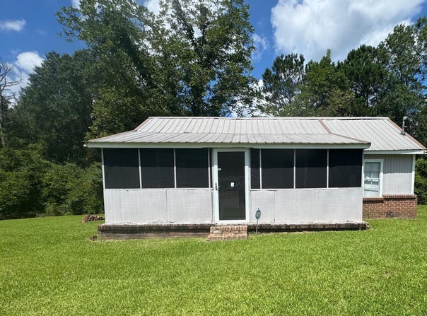 661 Zion Hill Road, Mendenhall, MS 39114