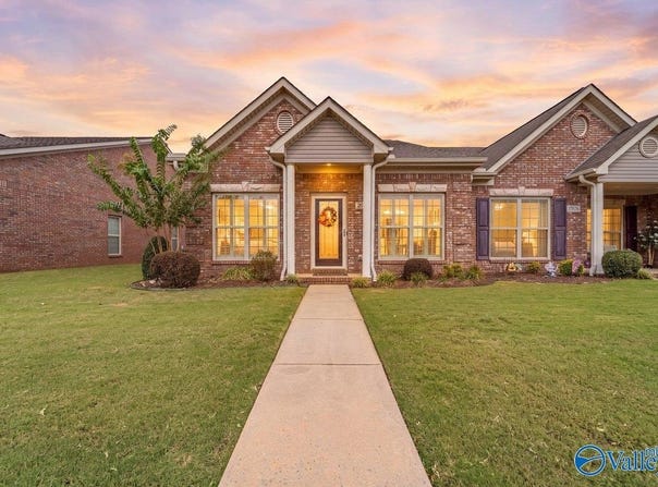 2610 SW Brompton Lane, Decatur, AL 35603