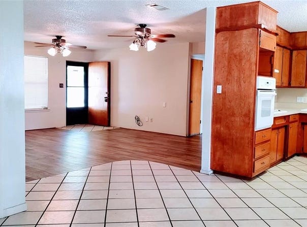 1802 SE 26th Avenue, Mineral Wells, TX 76067