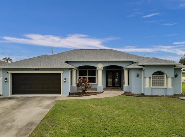 1999 SW GOURMET ST, Port St Lucie, FL 34953